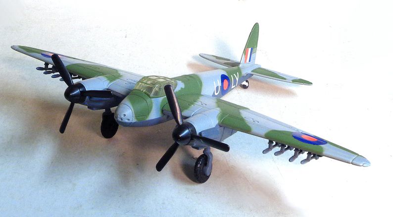 air-signature-164-scale-dehavilland