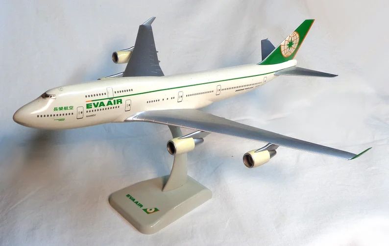 hogan-1200-boeing-747-400-eva-air-n409ev