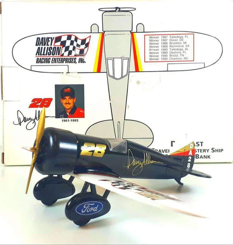 revell-1-32-scale-travel-air-mystery