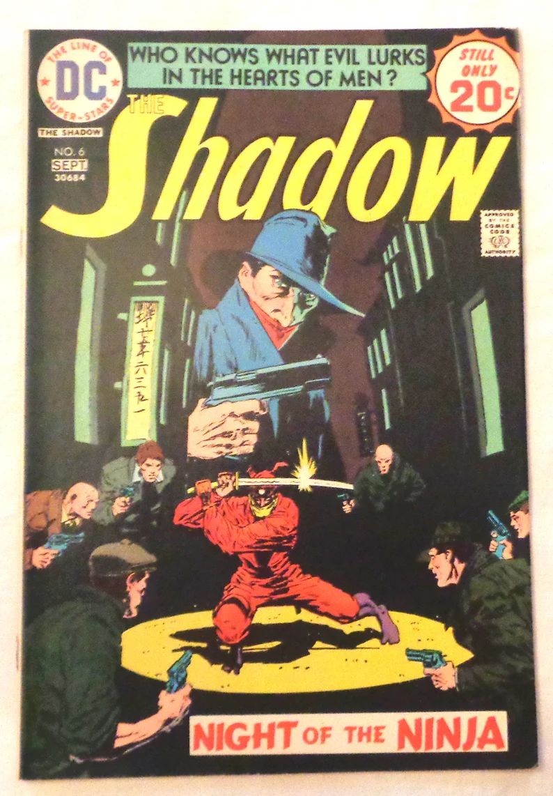 vintage-marvel-comic-book-1970s-silver-sha6