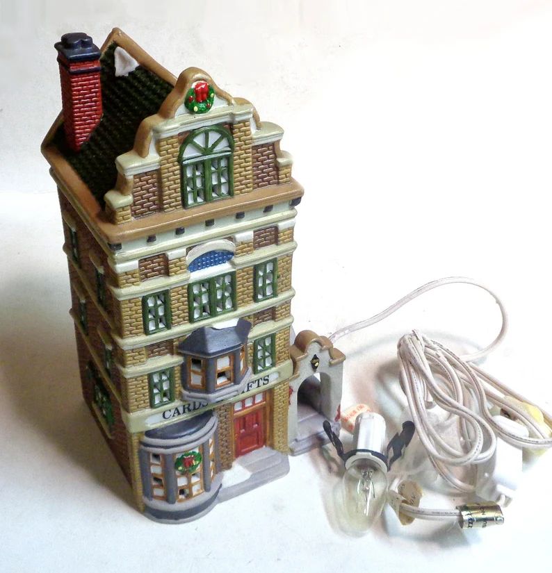 christmas-traditions-porcelain-building