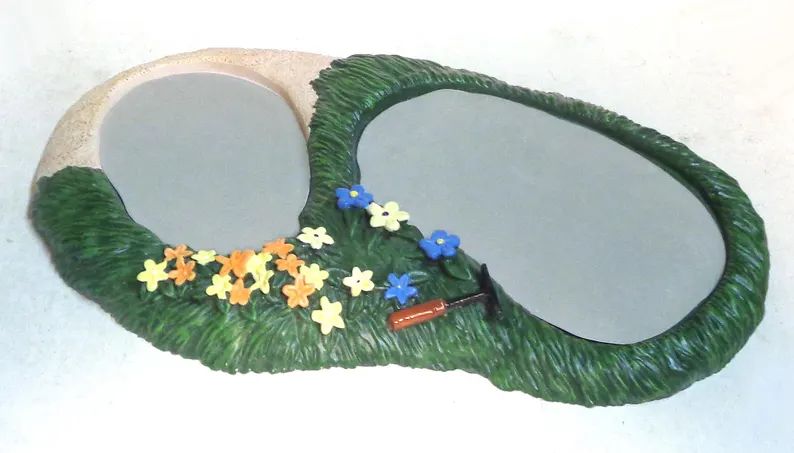 disney-base-for-mickey-cuts-up-figurines