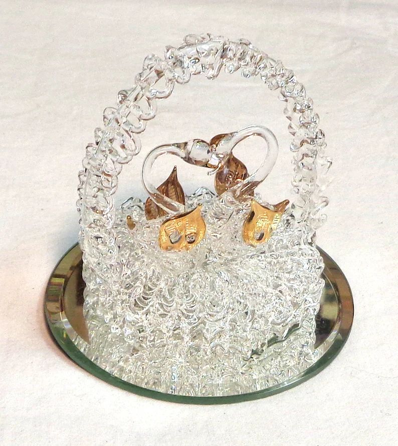 hand-blown-made-glass-two-doves-in