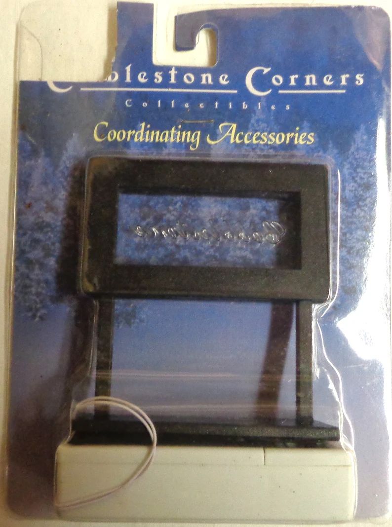 miniature-lighted-accessory-illuminated