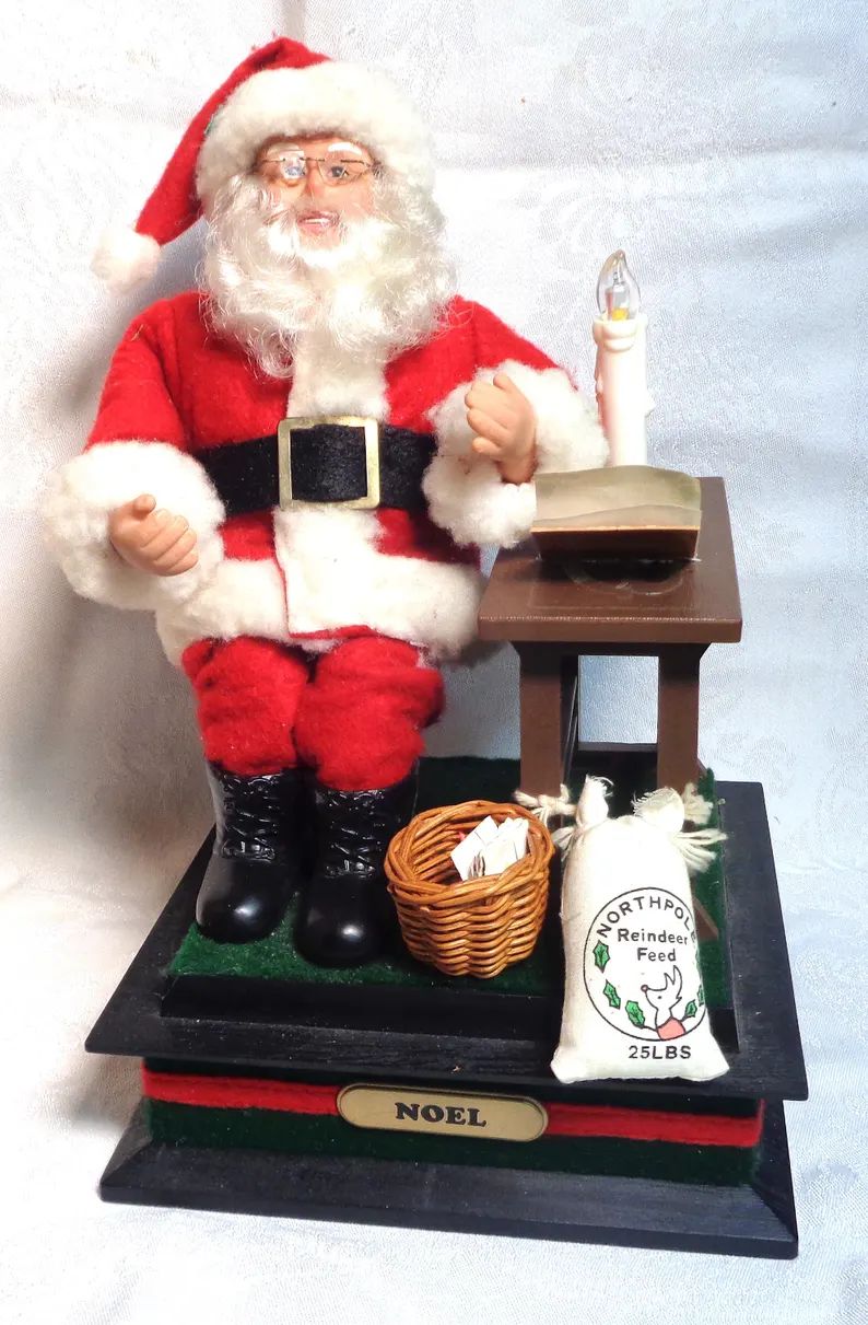 preowned-musical-lighted-santa-reading