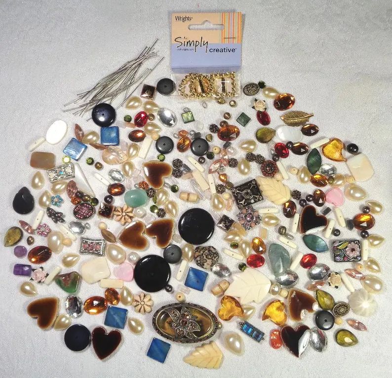 approx-300-pcs-of-jewelry-findingscraft