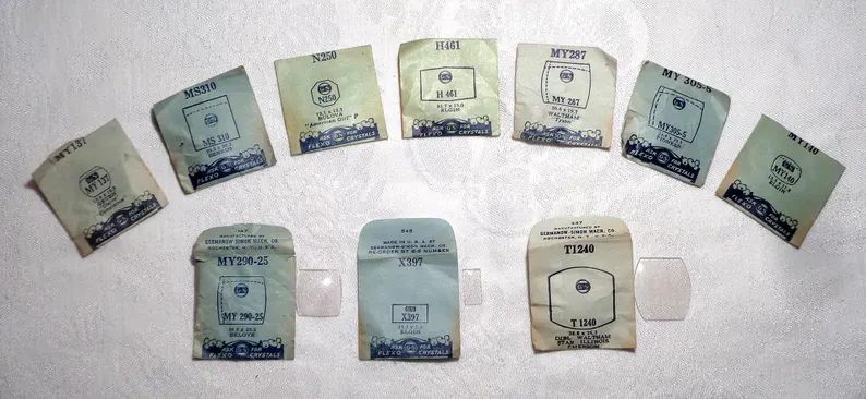 lot-of-10-watch-face-crystals-old-stock
