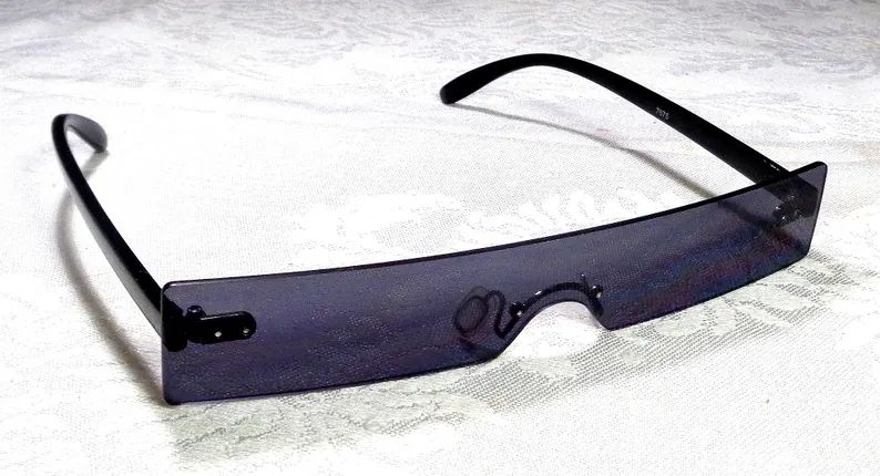 vintage-retro-1990s-futuristic-eye-4442475494