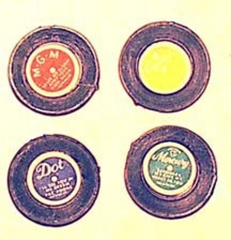 cracker-jack-box-vintage-charms-mini-lp