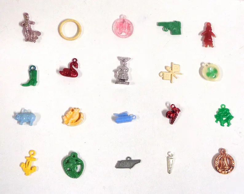 group-2-lot-1-of-twenty-miniature-charms