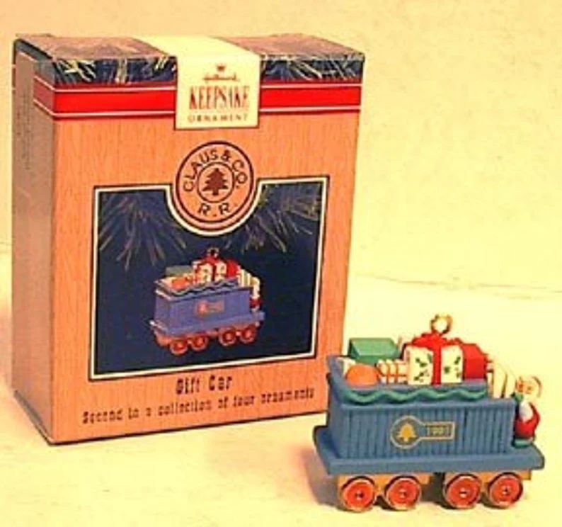 hallmark-tree-ornament-mini-train-gift