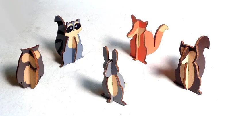 hand-made-group-of-5-wooden-slot-animals