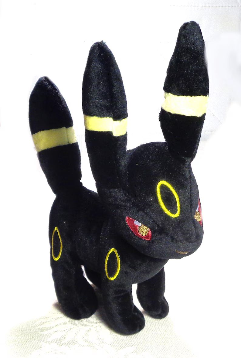 pokemon-center-umbreon-black-velvety-4454164904