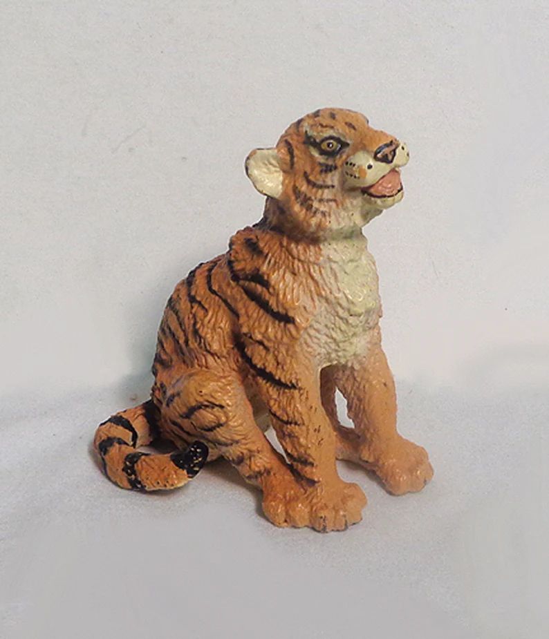 vanishing-wild-siberian-tiger-cub