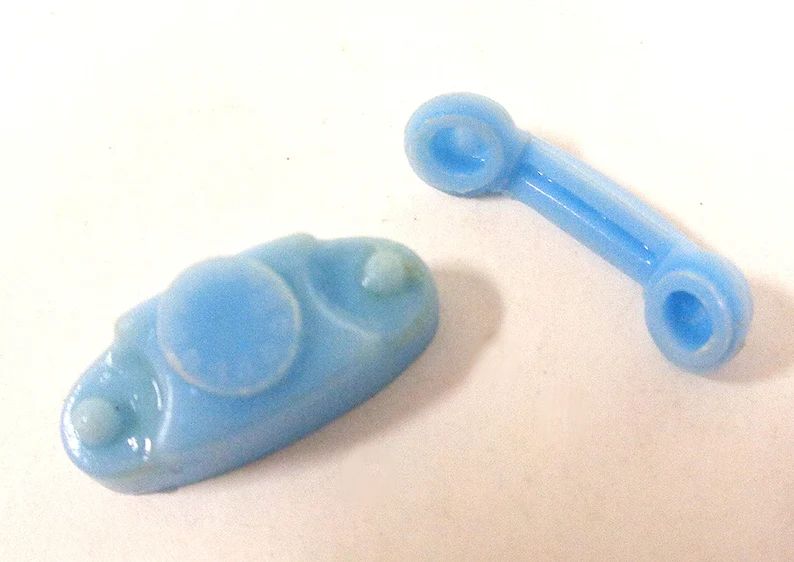 vintage-miniature-telephone-charm