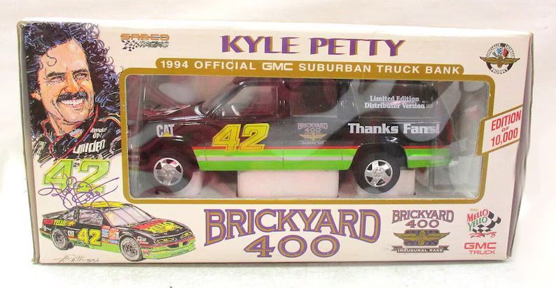 125-scale-brookfield-collectibles-kyle