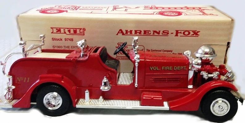 ertl-130-scale-ahrens-fox-pumper-fire