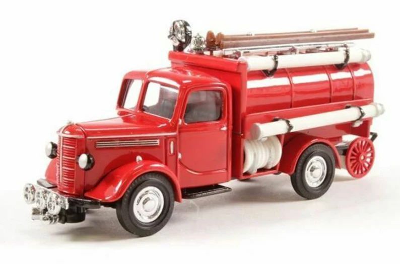matchbox-143-scale-1939-bedford-tanker