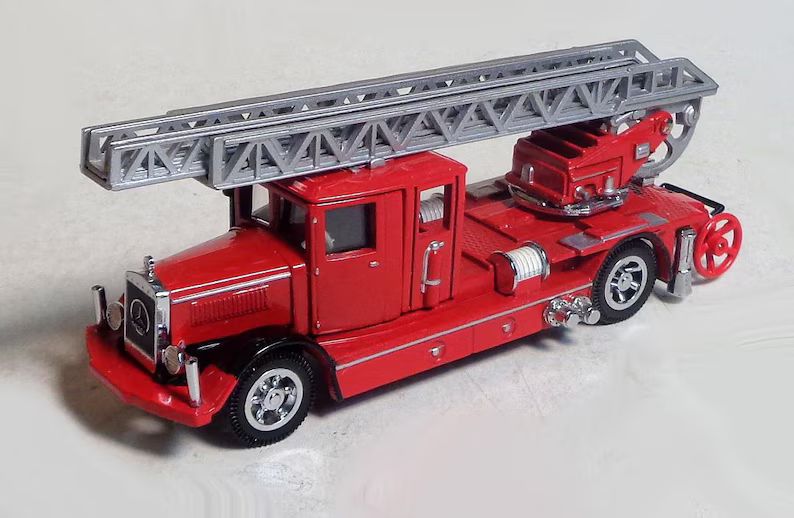 matchbox-yesteryear-1932-mercedes-fire