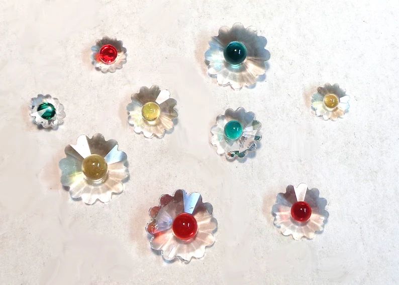 swarovski-set-of-9-miniature-daisies-in