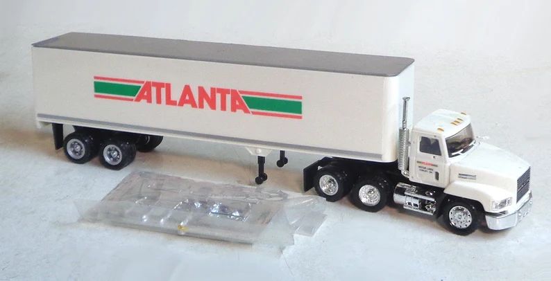 187-scale-mack-semi-tractor-trailer