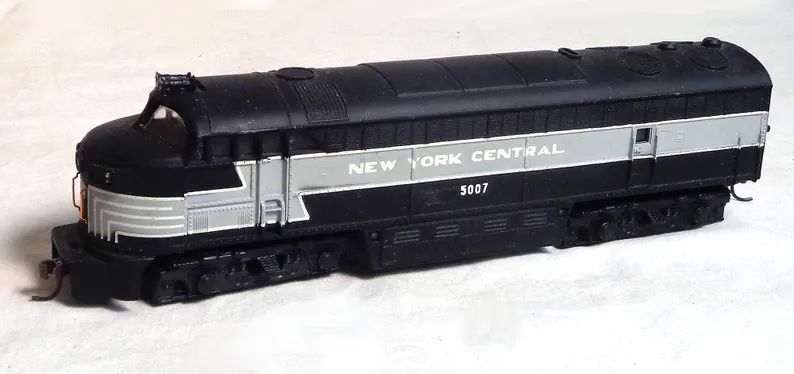 ho-ahm-fm-c-liner-diesel-locomotive