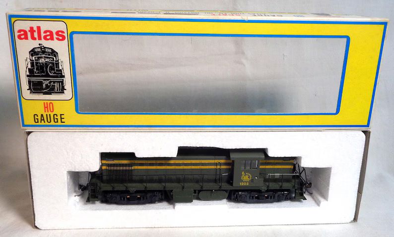 ho-scale-atlas-rs-1-diesel-locomotive-(4dhnn)