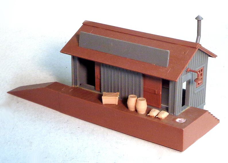 ho-scale-built-up-kit-pre-owned-small