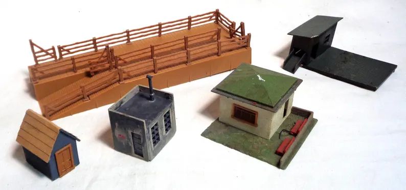 ho-scale-built-up-lot-of-five5-trackside