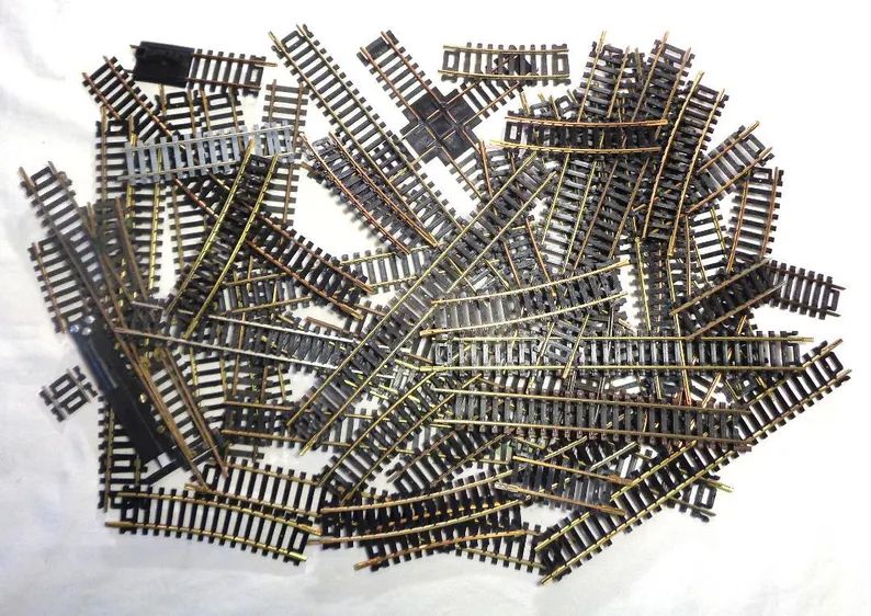 ho-scale-lot-of-approx-50-pieces-of-4322787617