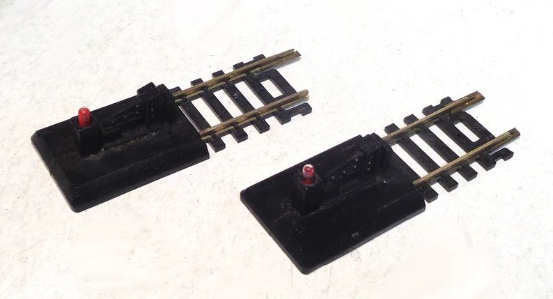 ho-scale-lot-of-two-lighted-bumper-end-(kdwcd)