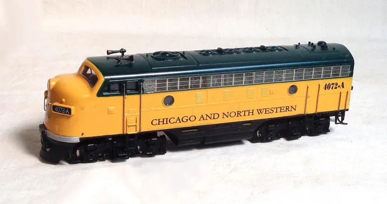 ho-scale-mrc-emd-f7a-chicago-north