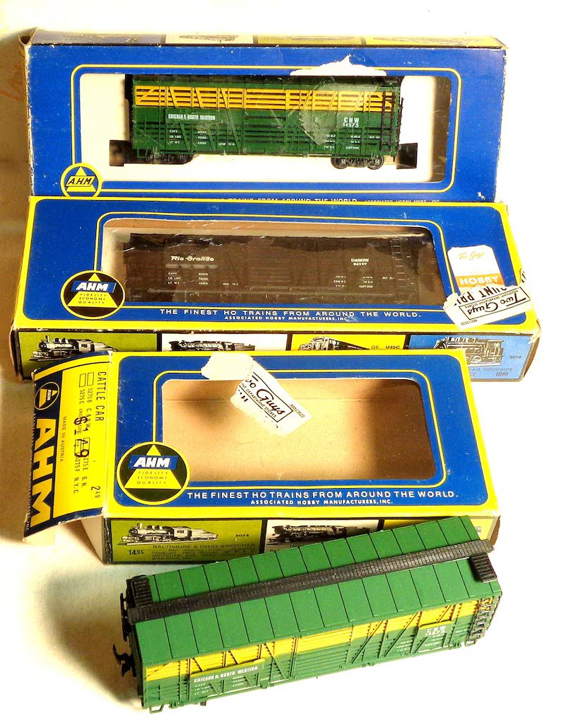 ho-scale-pre-owned-ahm-stock-cars-lot-of