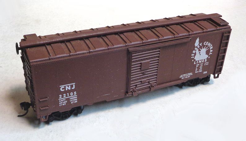 ho-scale-pre-owned-built-up-athearn-box