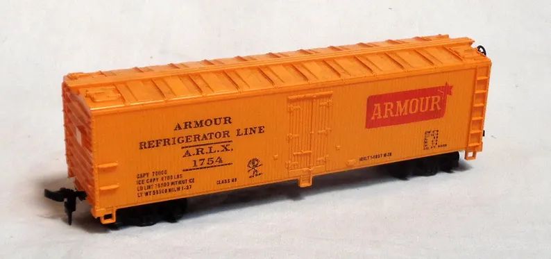 ho-scale-pre-owned-mantua-armour