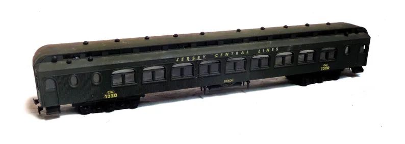 ho-scale-pre-owned-vintage-coach