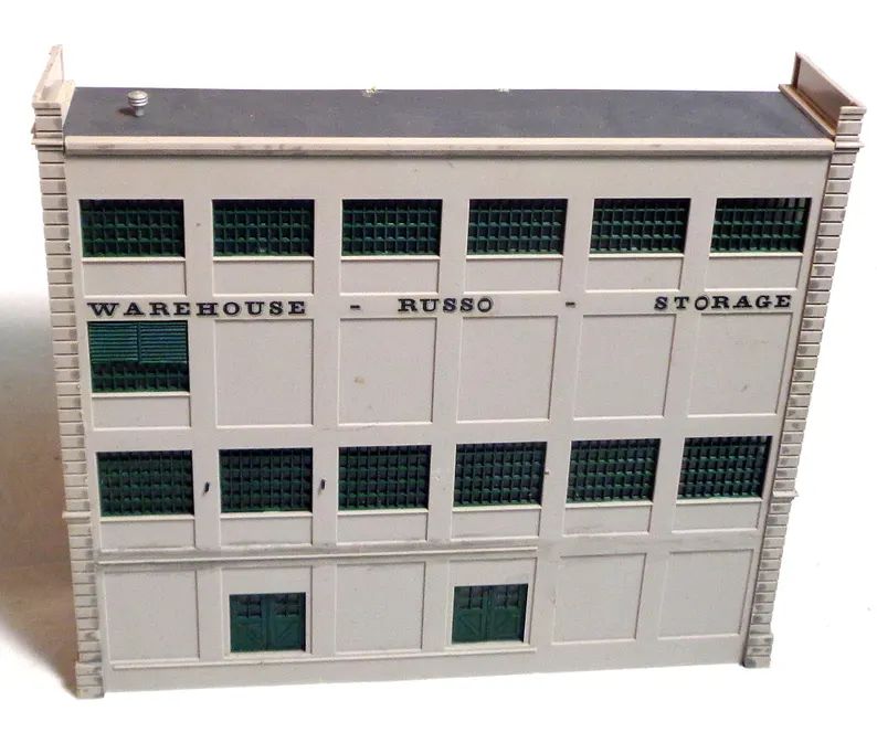 ho-scale-train-building-built-up-profile
