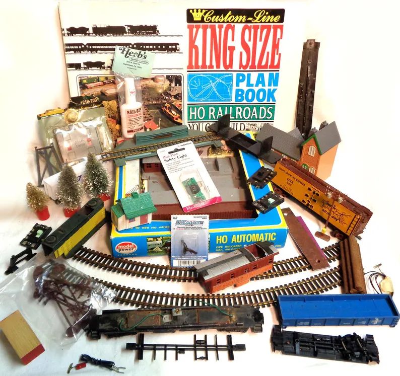 ho-scale-train-wreck-partspieces-lot-18