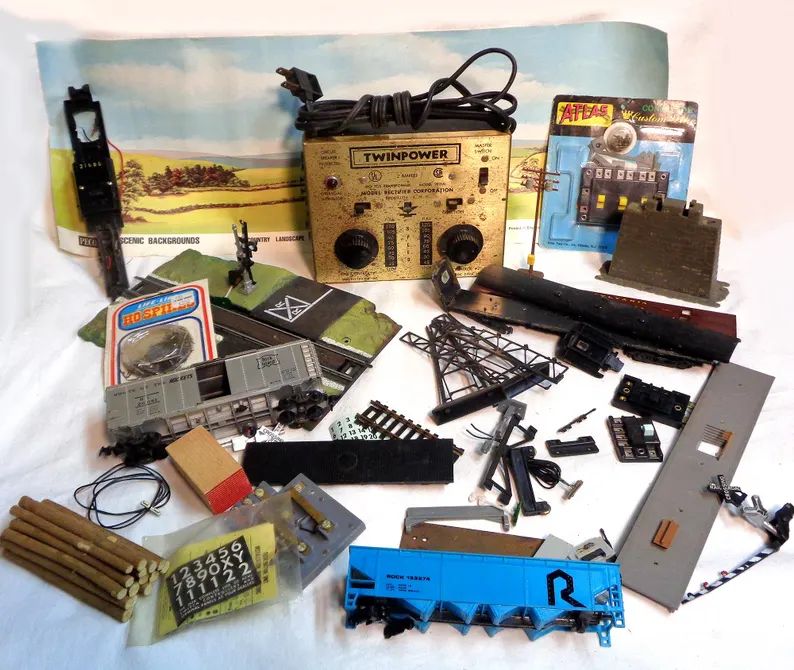 ho-scale-train-wreck-partspieces-lot-3