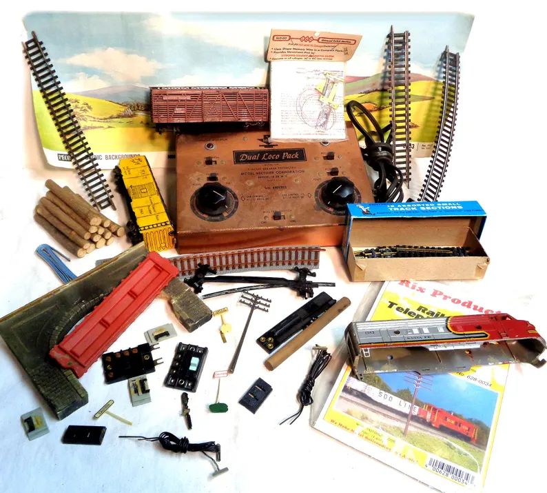 ho-scale-train-wreck-partspieces-lot-5