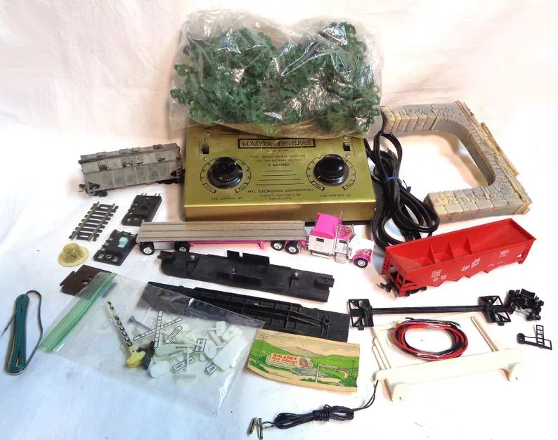 ho-scale-train-wreck-partspieces-lot-6