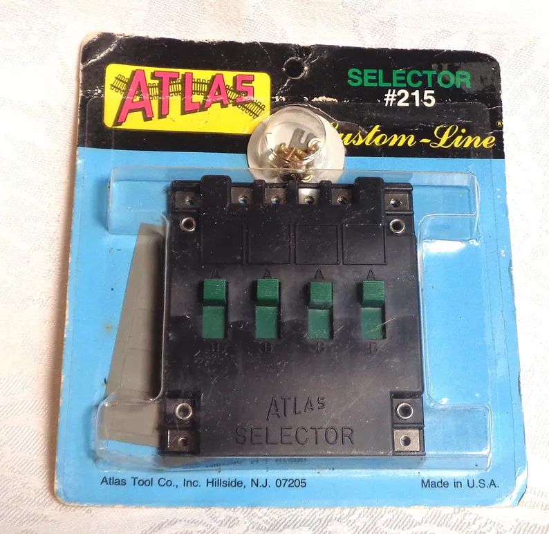 ho-scale-trains-atlas-215-selector