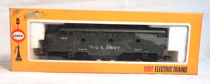 ho-vintage-cox-f3-powered-diesel-engine