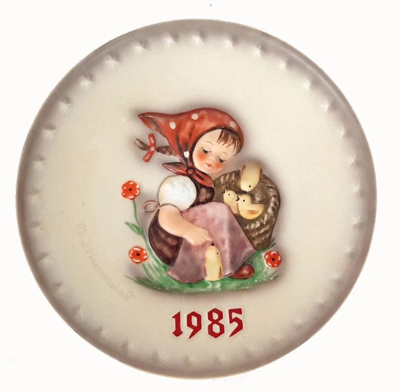 goebel-hummel-1985-annual-porcelain