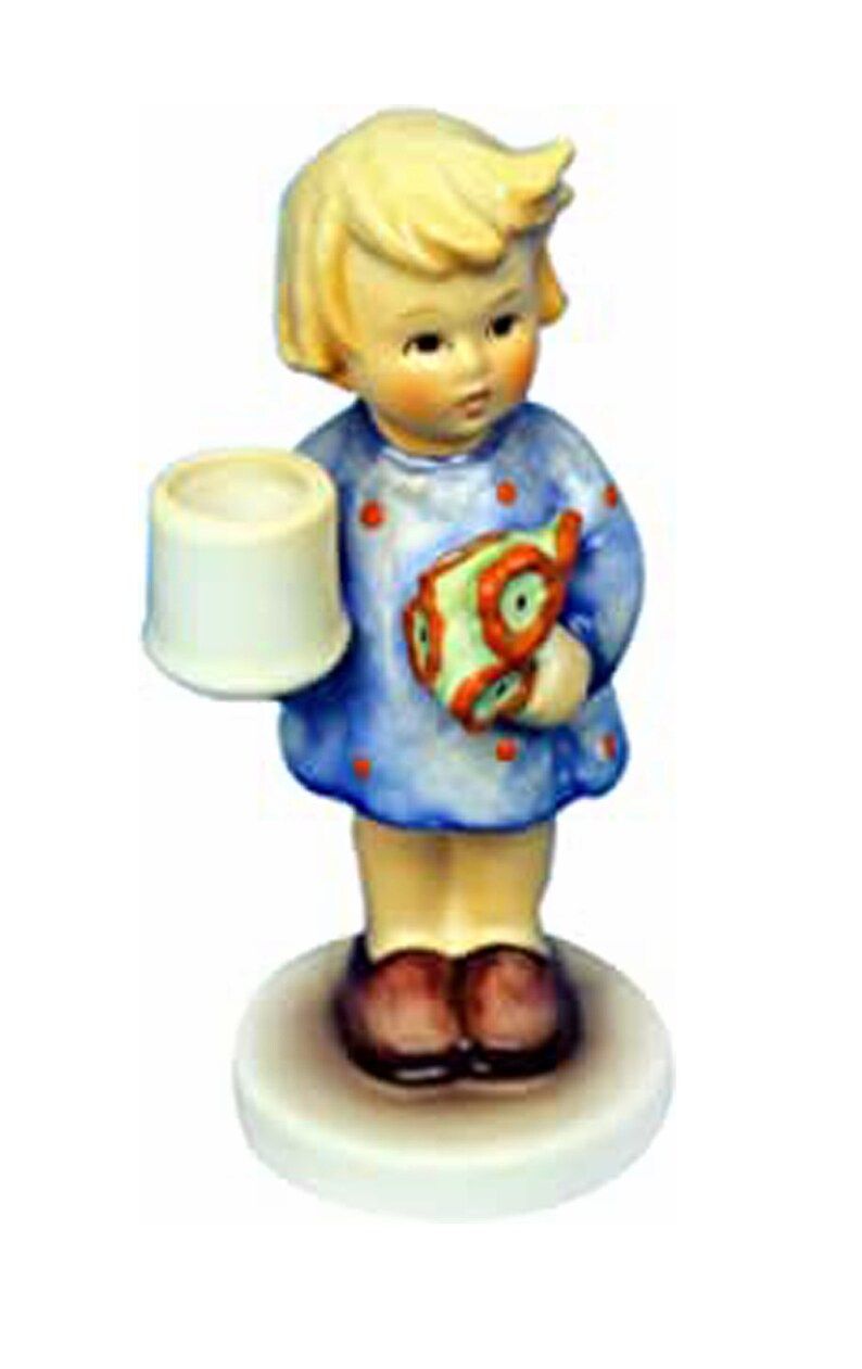 goebel-hummel-figurine-girl-with-nosegay