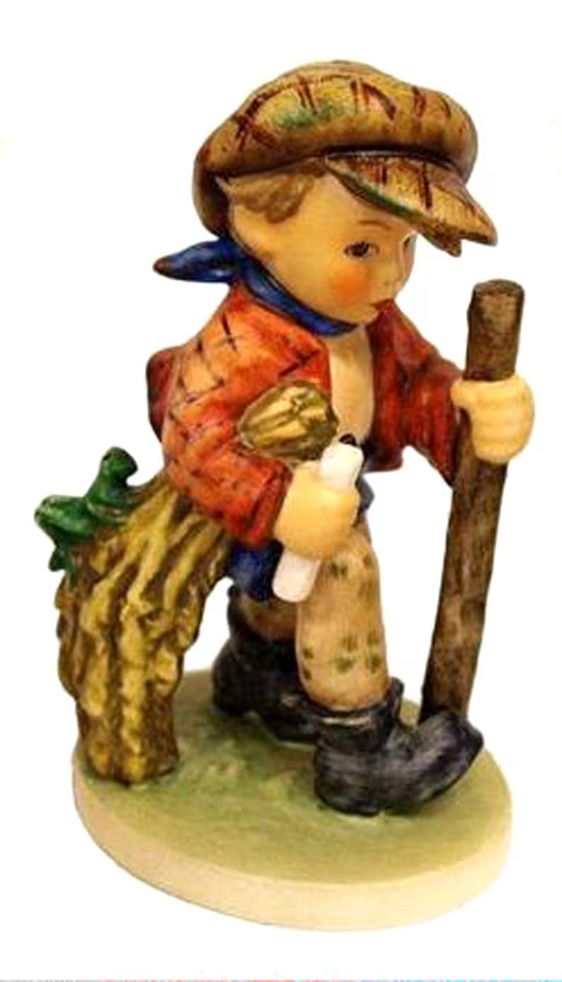 goebel-hummel-figurine-on-secret-path