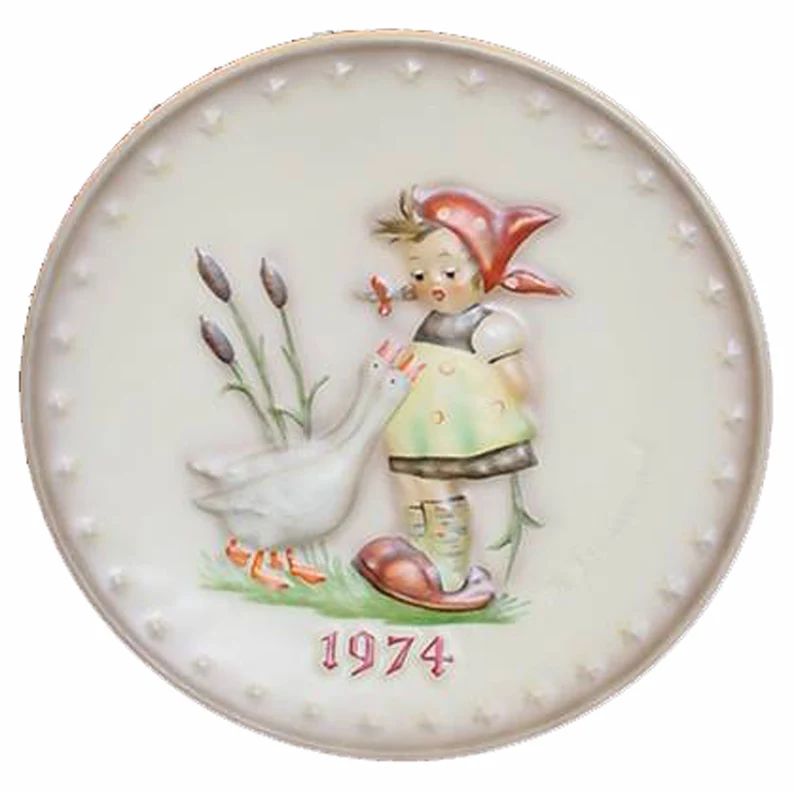 goebel-hummel-rare-1974-annual-porcelain
