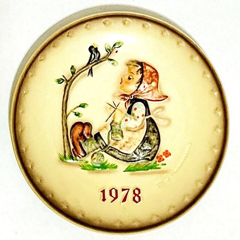 goebel-hummel-rare-1978-annual-porcelain