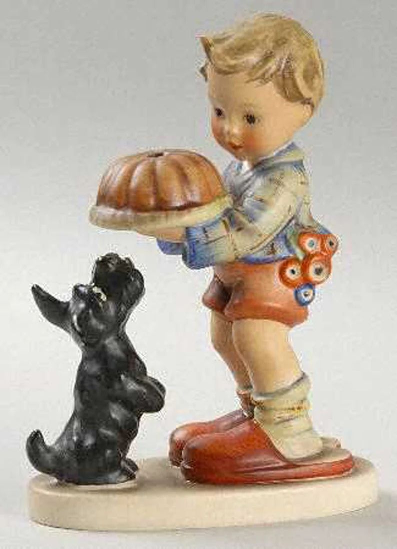 hummel-figurine-begging-his-share-4