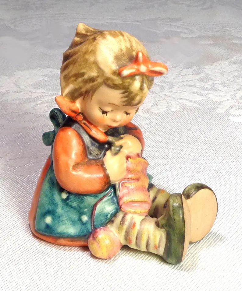 hummel-figurine-knit-one-purl-one-432-3-4452382601